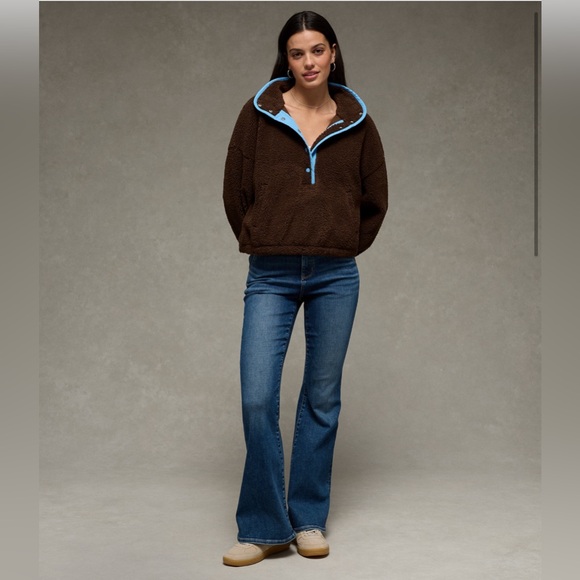 American Eagle Sherpa Pullover - Picture 5 of 8